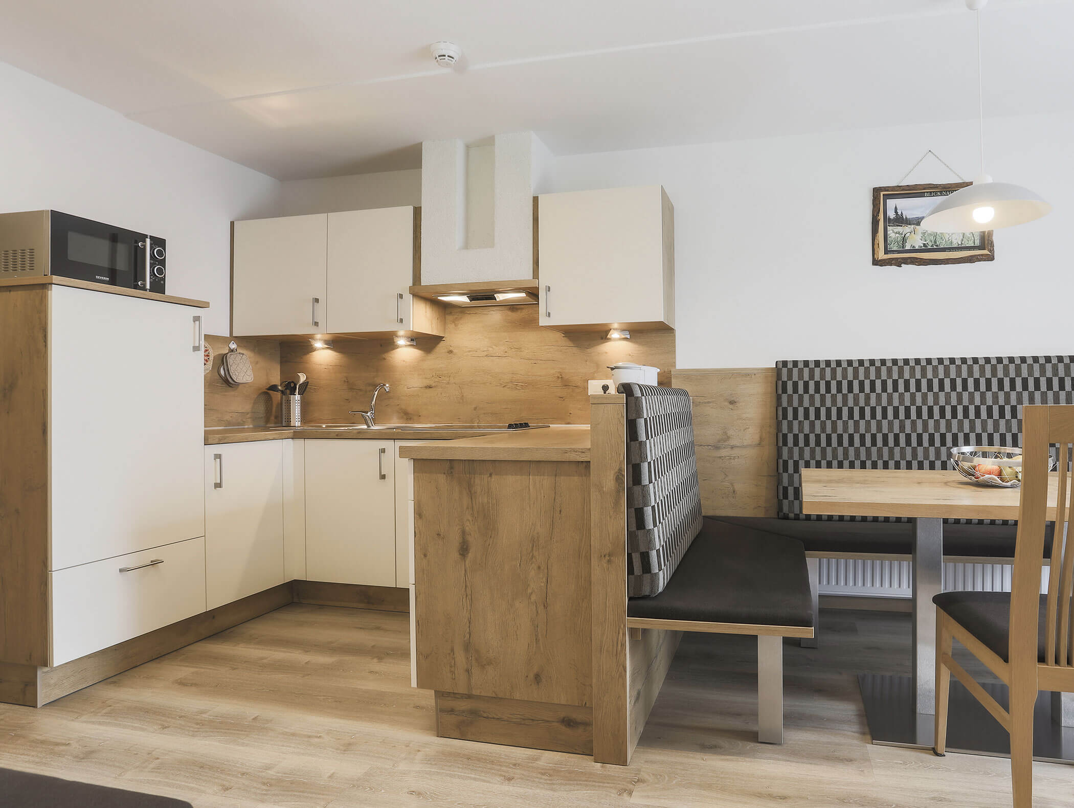 Wohn- und Essbereich vom Apartment Alpenglühn